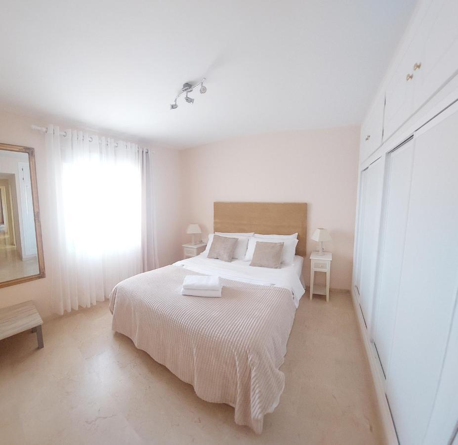 Luxurious Apartment 2 Bedroom 2 Bathroom Near Beach مالقة المظهر الخارجي الصورة
